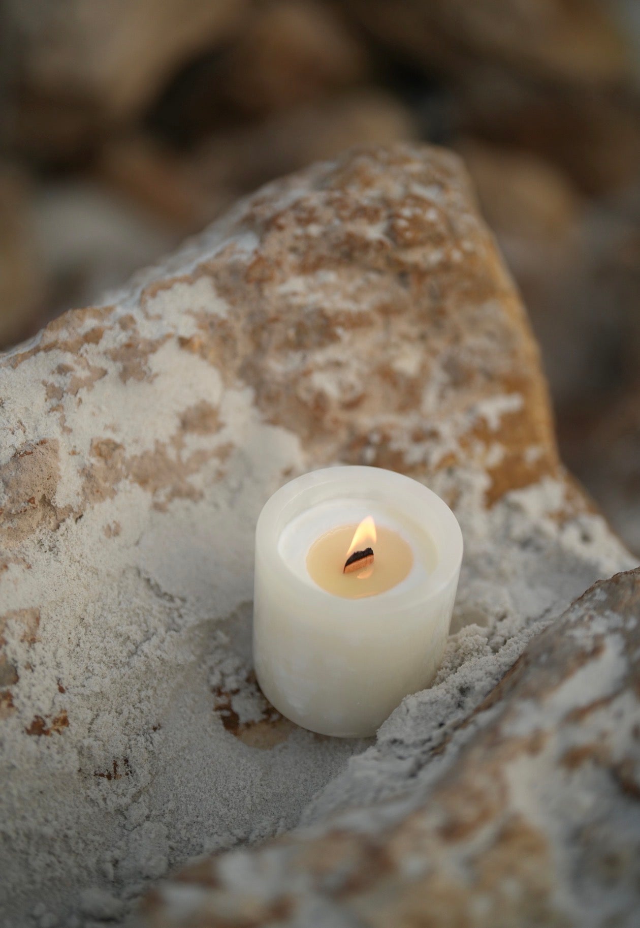 Natural Onyx Aroma Candle 10 oz Handmade